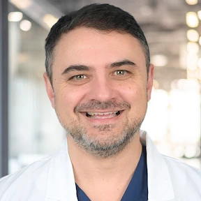 Dr Ranko Lisul, dentist